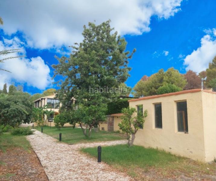 Foto c0d969a4-a6d7-4df1-8a59-2b53f65c20f7. Casa con piscina in Altea ciudad Altea