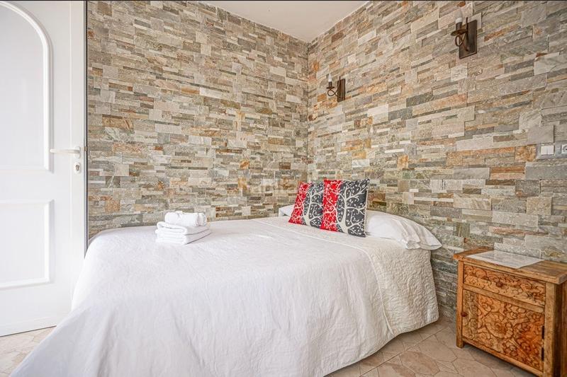 Foto c8637ea3-1714-41ea-a56f-c1b8aec45b36. Locale commerciale in Canuta Calp