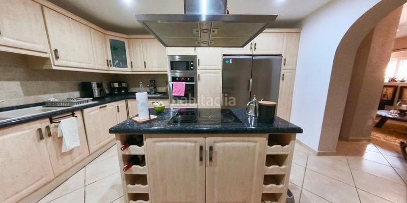 Foto a17a368f-7886-4b1f-a6fd-2a7e125f4073. Casa in L´Albir Alfàs del Pi (l´)