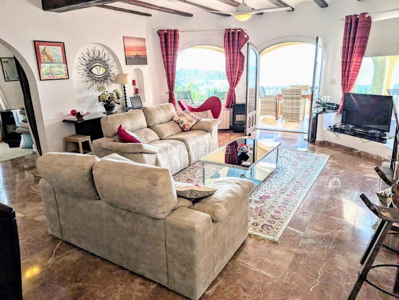 Foto 0f3e6db9-1817-48dc-93e1-1ead94519f48. Haus mit parking in Benimeit-Tabaira Moraira