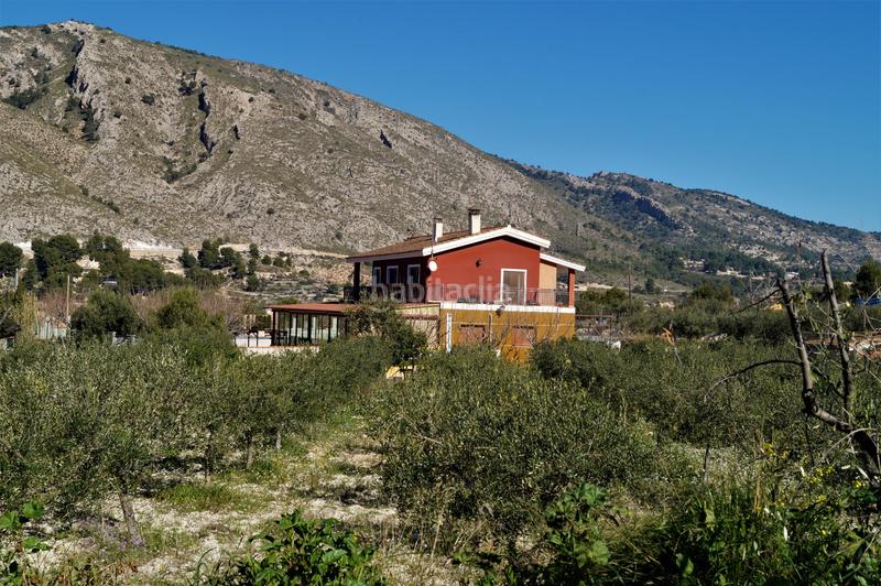 Foto dfca4cfa-c832-4846-a560-a221a971a5d5. Casa en Petrer