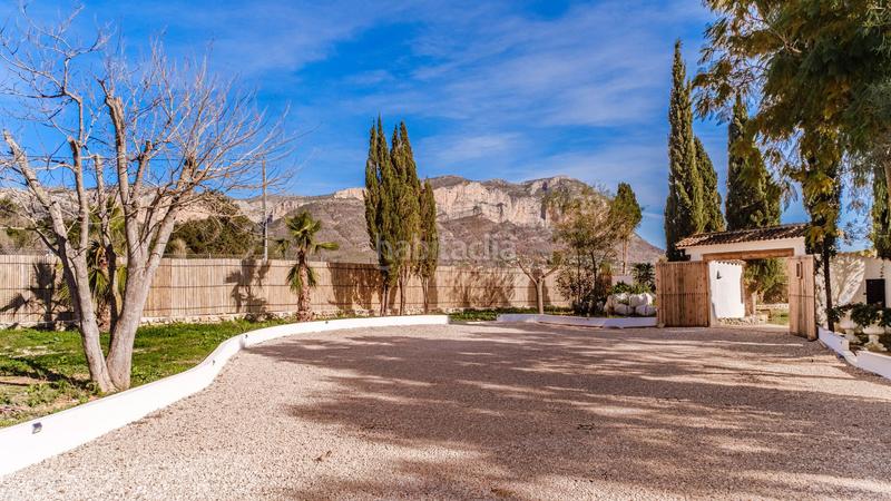 Foto d8e747dd-f330-49bc-bc82-1792867efb93. Maison dans Jesús Pobre Dénia