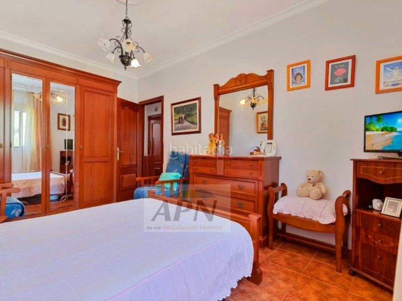 Foto d79b9a38-9850-4d15-843c-977cab7647f7. Masia a Álora