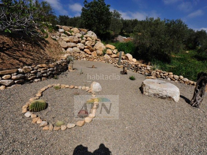 Foto 5527752a-381f-4dfb-8c18-22f208cddf71. Masia a Álora