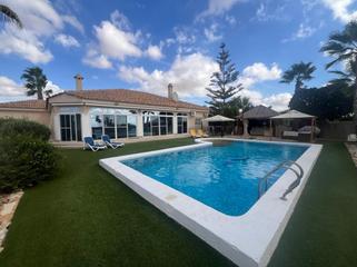 Casa a Gea y Truyols
