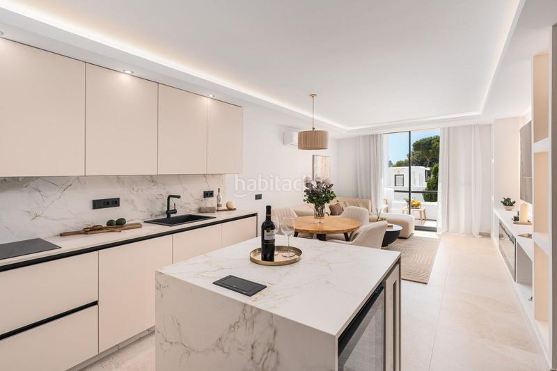 Foto b37e2eff-41c8-450a-925a-0d2778f471bb. Attico in Los Naranjos Marbella