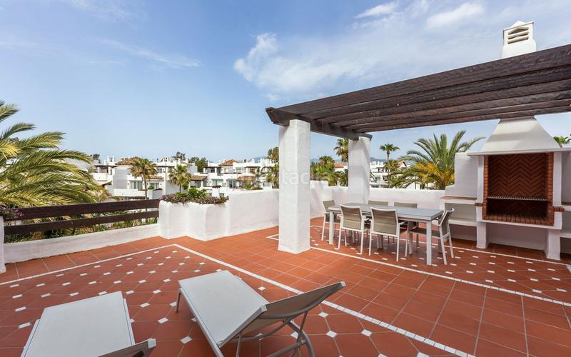 Foto 1b3c81f4-0771-4497-b031-6081a7e22c4b. Penthouse in Puerto Banús Marbella