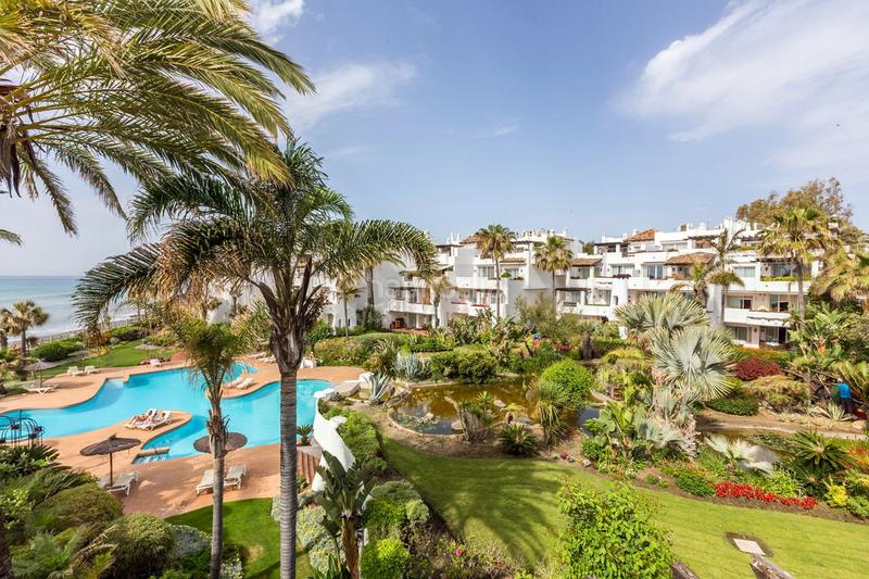 Foto 2d2bf7e3-695d-43d8-be23-ab2ab098f69f. Penthouse in Puerto Banús Marbella