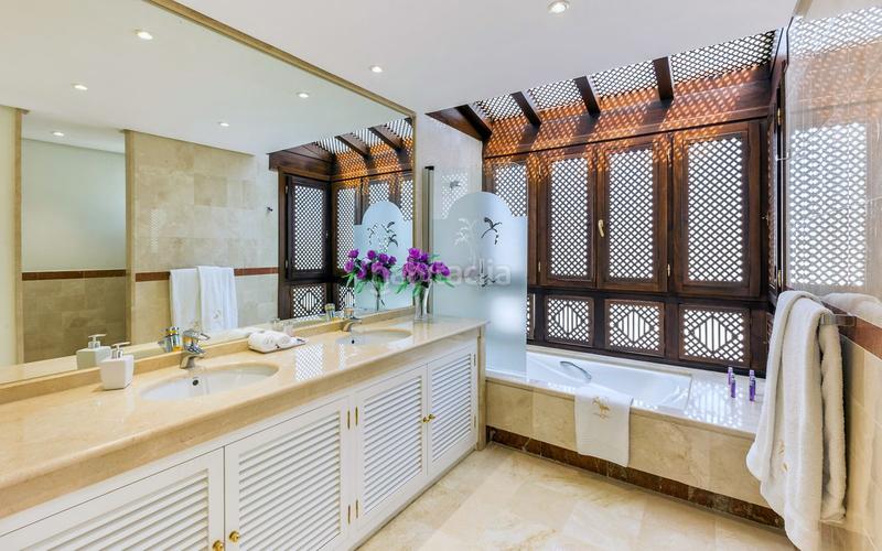 Foto be438ab1-20bd-48c8-a9f5-59a8e3f4c76c. Penthouse in Puerto Banús Marbella