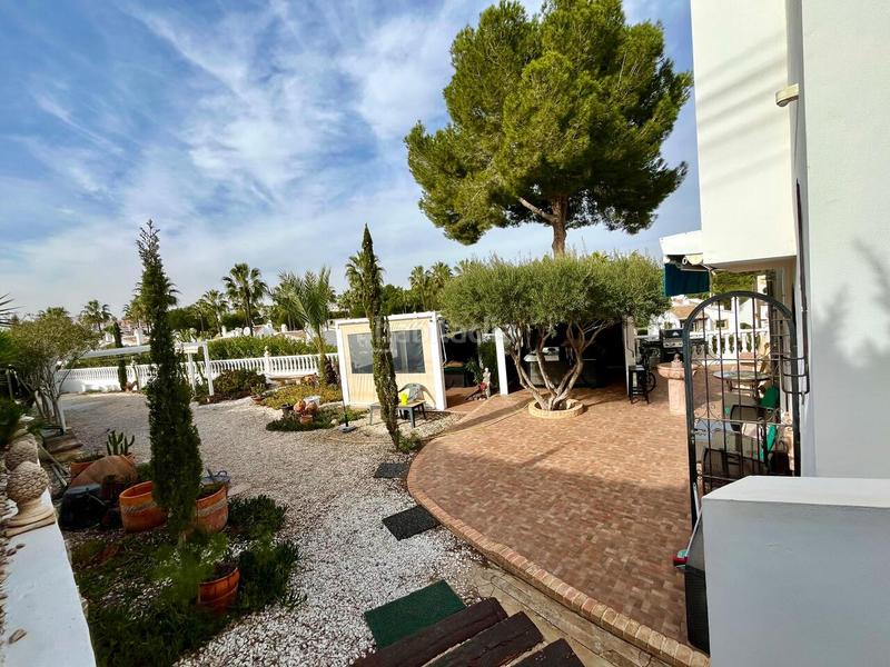 Foto 57c4f8f4-f2a2-42a4-b9f2-0ad91c50bb18. Maison dans Villamartín-Las Filipinas Orihuela