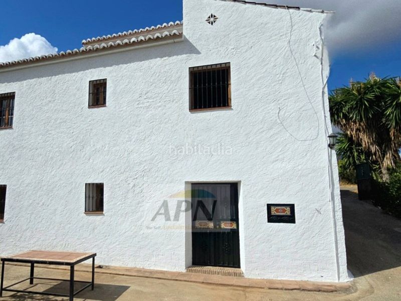 Foto 3a9dfb07-e6d7-4203-88e6-db94410f95d1. Masia a Álora