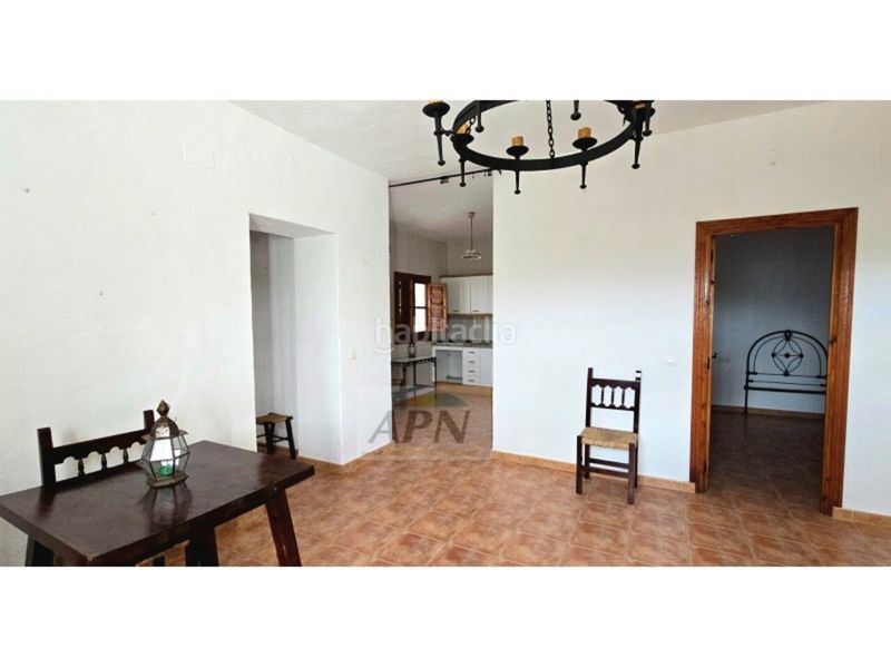 Foto dbf2ce1f-fff0-4505-8c34-ff86b5ff875f. Masia a Álora