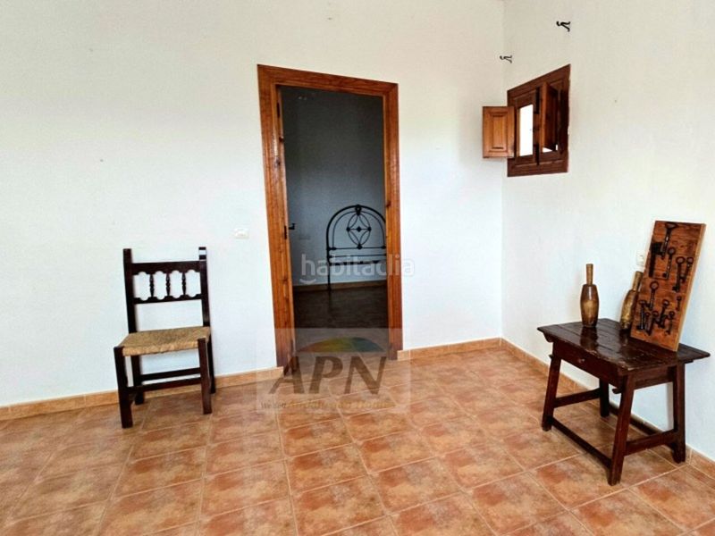 Foto f9d10fd1-4ce0-435b-b896-cefb033244a2. Masia a Álora