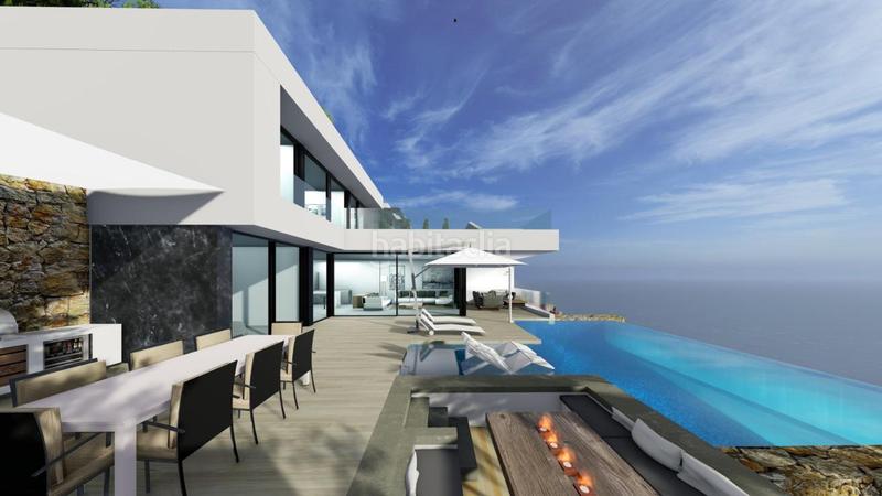 Foto c24a9c9b-01b2-4434-80ca-b5c9d0b89c1f. House with pool in Maryvilla Calp