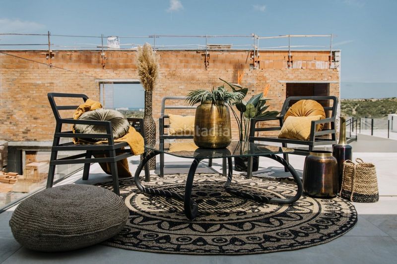 Foto d4c96f02-8dcf-41f9-86cd-c643fb7790eb. Casa amb piscina a Rojales