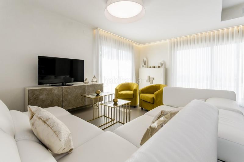 Foto 76ec7d57-5264-4f3a-a259-60056060dee9. Haus mit parking pool in Campoamor Orihuela