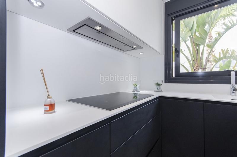 Foto a017da1c-48c5-4b1c-be5a-b8f6014b7b10. House with parking pool in Campoamor Orihuela