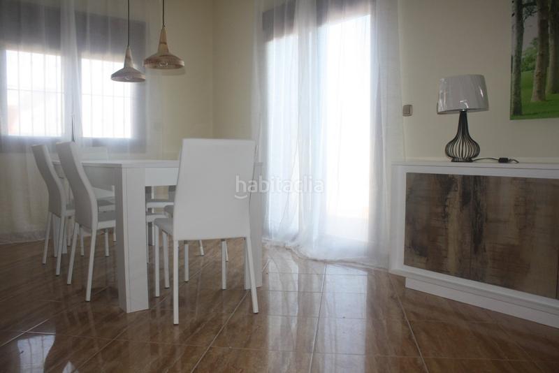 Foto c2b951db-b123-4a05-aa8d-b34cac560486. Maison avec parking piscine dans Los Balcones-Los Altos Torrevieja