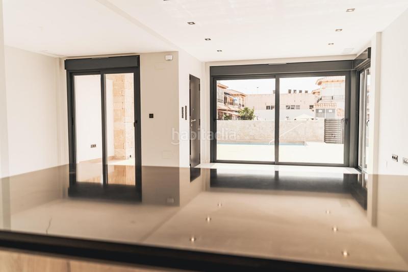 Foto 68d70a85-4d2f-4986-af0d-b57df68d8bbf. Maison avec parking piscine dans Zeniamar - Horizonte - La Campana Orihuela