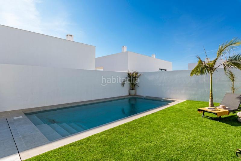 Foto f8d58107-b918-4eae-8c02-c6cc1fa04665. Maison avec parking piscine dans Islas Menores-Mar de Cristal Cartagena