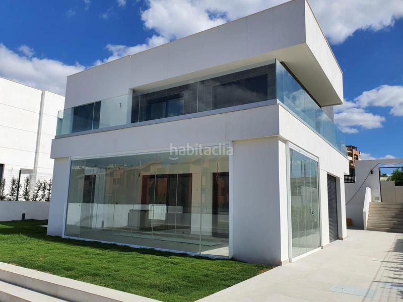 Foto 1ca35453-3274-4448-a00d-0181c11370c3. House with parking pool in El Castillo Manilva