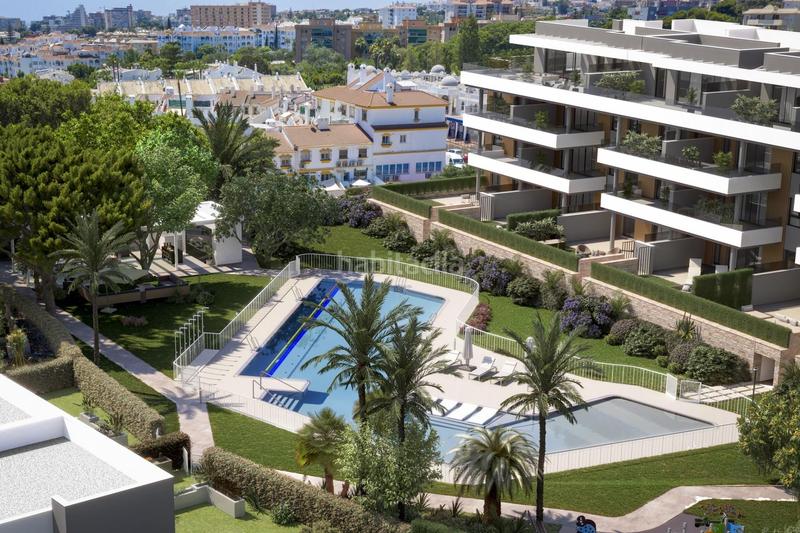 Foto e2f93819-1e70-4f8d-a6be-b3f51c2213f6. Apartment with parking in Montemar Torremolinos