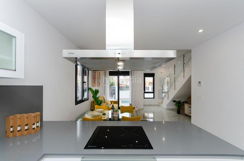 Foto 24a4a015-dcab-4f38-b69a-6bf01b54dece. Haus mit parking pool in Zona Carrefour - Urbanizaciones Torrevieja