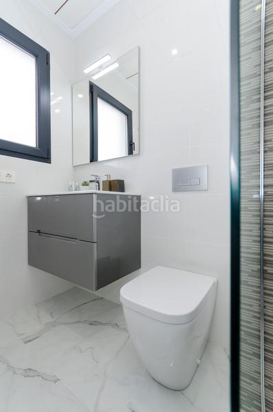 Foto 097ead62-9fc0-424a-aebe-e175512b8c27. House with parking pool in Zona Carrefour - Urbanizaciones Torrevieja