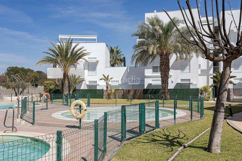 Foto cc83096a-9fbf-4a0f-be9c-23e99c2805ca. Apartament amb aparcament a puerto Vera Vera