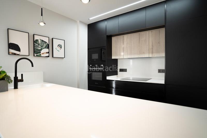 Foto 1ecd2463-75d6-45cb-ba38-3a6934c616a8. Casa a schiera con parcheggio in Los Almendros Orihuela