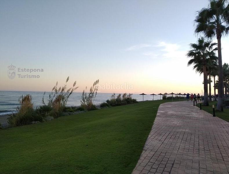 Foto c1361176-c7a3-4509-ba84-4e98e5d8d5a7. Apartament amb aparcament a puerto de Estepona Estepona
