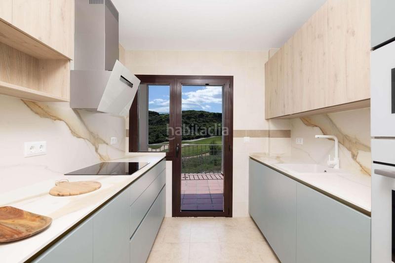 Foto 5289a421-d93e-4d82-8d48-f85e34a68a6e. Casa adossada amb aparcament a Valle Romano Golf Estepona