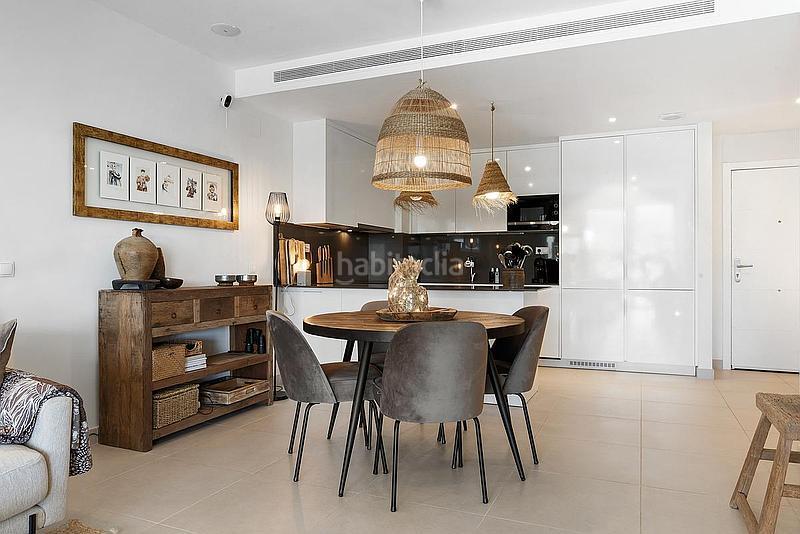 Foto 3a905007-7265-42e0-bcc9-246b7975a043. Apartamento en Zona Calvario Estepona