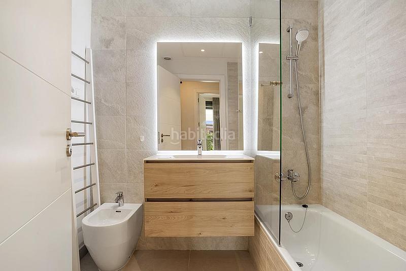 Foto 72b78175-04d3-4e41-98b8-66a998cfcffa. Apartamento en Zona Calvario Estepona