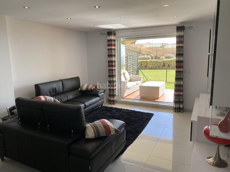 Foto a916c492-54a0-4af6-9924-262da6edbe89. Appartement in campo de Mijas Mijas