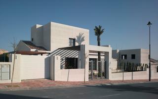 House in Jerónimo y Avileses