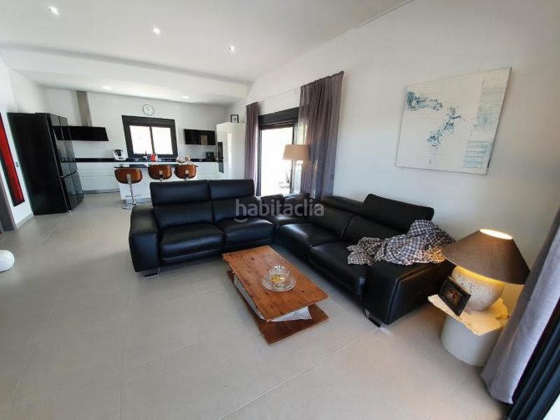 Foto 1ce0a87b-4a0c-4f5e-9f98-7d27b3b05ece. Casa amb aparcament a Abanilla