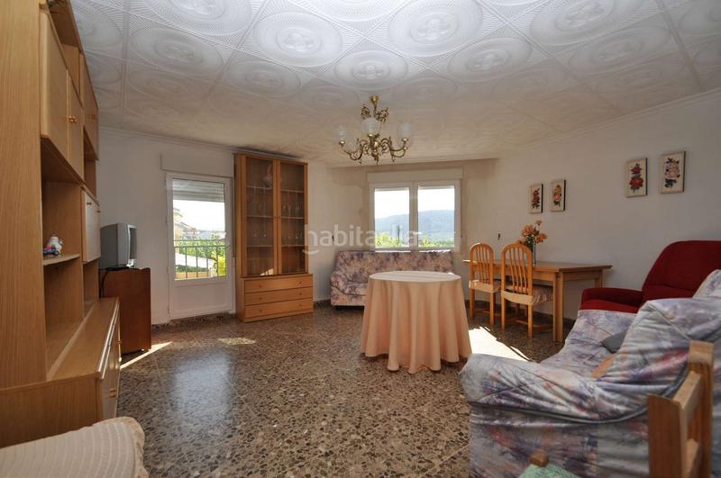 Foto dfdea610-5a85-46ee-a7bb-d75d0f45689e. Semi detached house with parking in Ibi