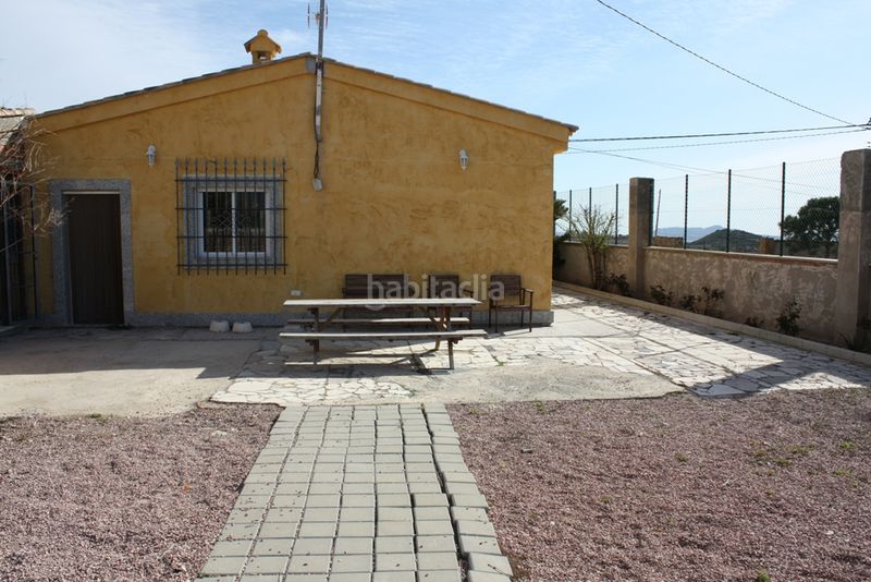Foto c7669d2f-6cef-46c8-b850-a5d8b6a0cafc. Casa amb aparcament a Romana (la)