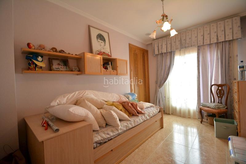 Foto 30081fbc-36ee-4cd4-a593-e3f8875f9bc6. Casa amb aparcament a Pueblo Guardamar del Segura