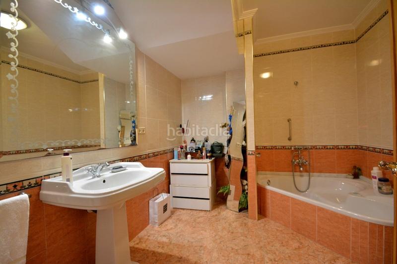 Foto 3602deaa-b7af-438a-8907-9699d03025dc. Casa amb aparcament a Pueblo Guardamar del Segura