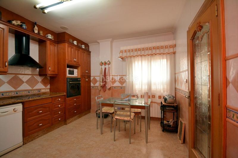 Foto d7609a52-20c6-448d-8cd3-80304a5c4def. Casa amb aparcament a Pueblo Guardamar del Segura