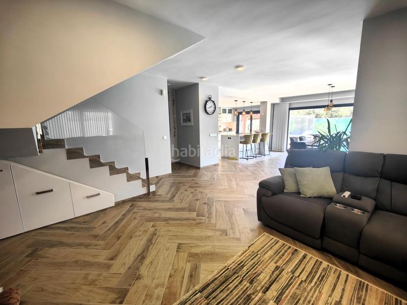 Foto 3fa33650-2fe1-42da-81cf-961b5e401334. House with pool in Cabo Roig Orihuela