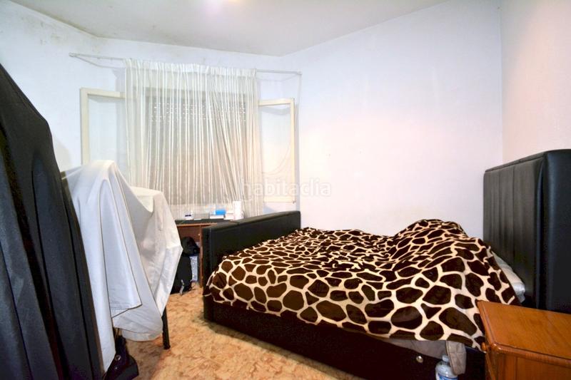 Foto 3f0860b4-da1e-45b9-af88-e27e9e0df906. Casa adossada a Pueblo Guardamar del Segura