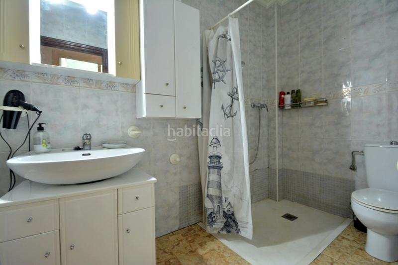 Foto ebacd9cc-a741-4b41-a0eb-b0dae52a54cd. Casa adossada a Pueblo Guardamar del Segura