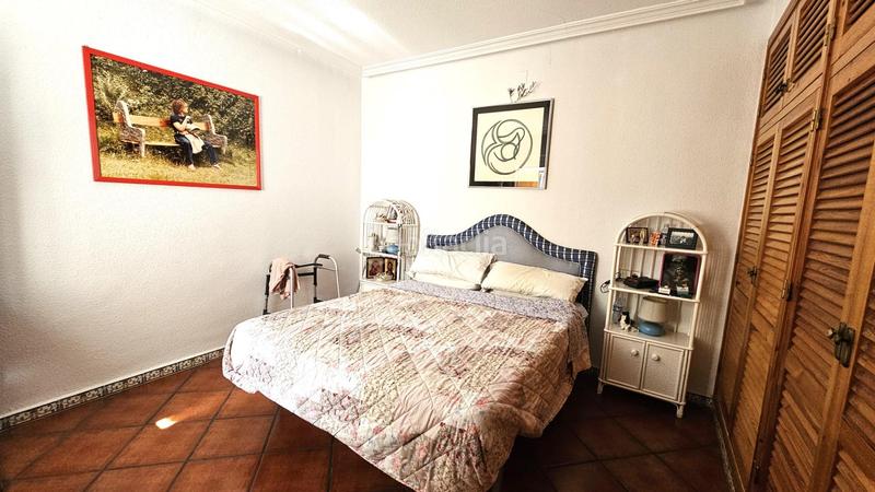 Foto 83572c73-b4b5-4ba4-bbbd-4c039fe787e5. Haus mit pool in Zona Carrefour - Urbanizaciones Torrevieja