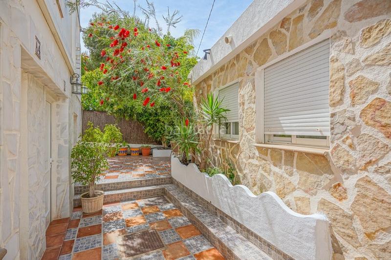 Foto 52505bc0-69c0-4b5d-9b9c-2354a21e3ed7. Local commercial dans Canuta Calp