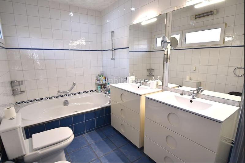 Foto 8aeb997b-82f7-45d8-aef6-872874f3d138. Maison avec piscine dans La Zenia Orihuela