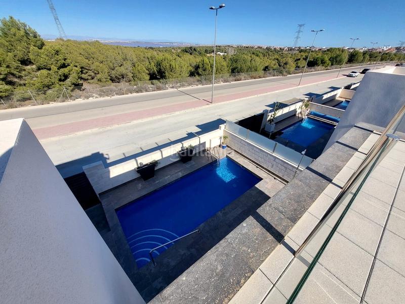 Foto 506682f9-08a4-45d8-8bde-5ada63404188. Maison avec piscine dans Lomas de Cabo Roig - Los Dolses Orihuela