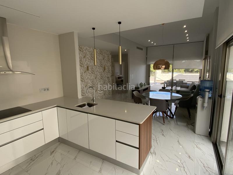 Foto 5c95a026-2137-45b2-8462-e2f993b05438. Maison avec piscine dans Lomas de Cabo Roig - Los Dolses Orihuela